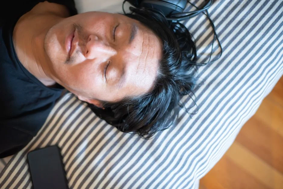 Best Headphones to Sleep With: Top Picks for 2026
